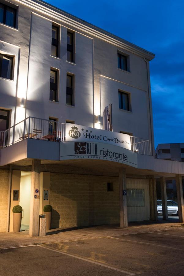 Hotel Corte Business Кавриаго Экстерьер фото