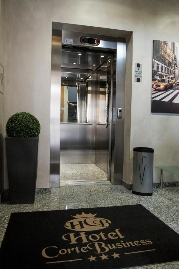 Hotel Corte Business Кавриаго Экстерьер фото